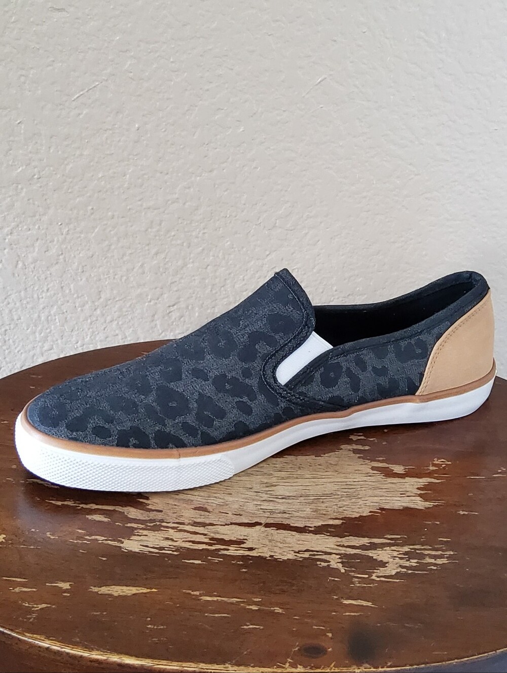 Margaritaville Sailor Black Jacquard Canvas Slip-On Sneakers - Size 9 NWOB